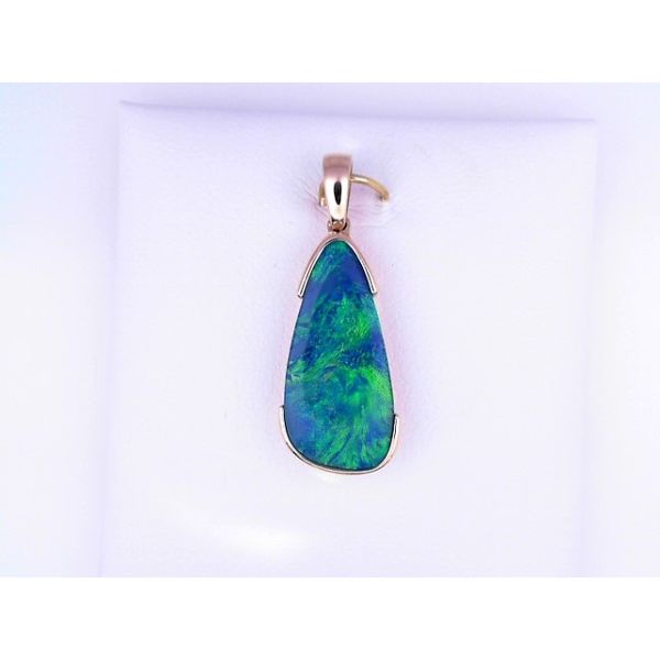 14K Gold Australian Opal Doublet Pendant Vandenbergs Fine Jewellery Winnipeg, MB