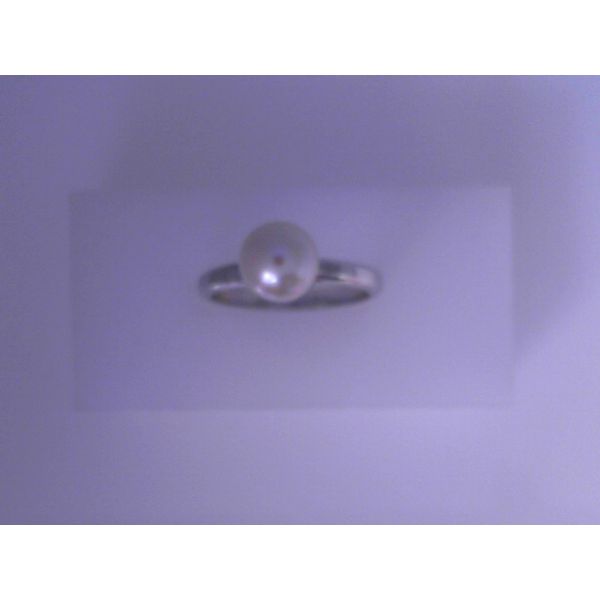 14K White Gold Pearl Ring Image 3 Vandenbergs Fine Jewellery Winnipeg, MB
