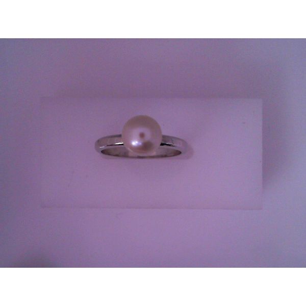 14K White Gold Pearl Ring Vandenbergs Fine Jewellery Winnipeg, MB