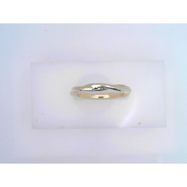 14K Yellow Gold Twisted Band Vandenbergs Fine Jewellery Winnipeg, MB