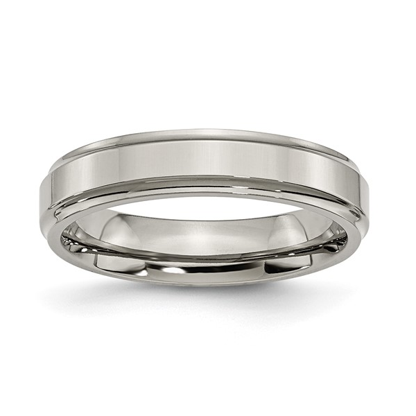 Ridged Edge Titanium Band Vandenbergs Fine Jewellery Winnipeg, MB