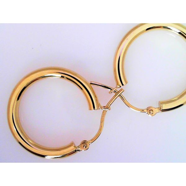 14K Gold Tube Hoops Vandenbergs Fine Jewellery Winnipeg, MB