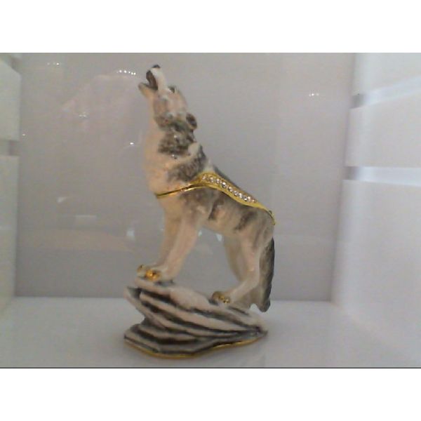 "Moonlighting Wolf" Crystal Trinket Box Vandenbergs Fine Jewellery Winnipeg, MB