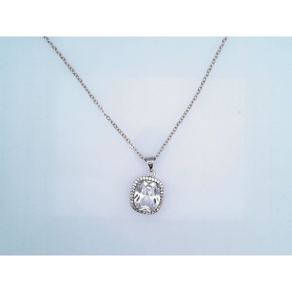 CZ Halo Necklace Vandenbergs Fine Jewellery Winnipeg, MB
