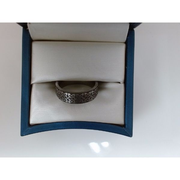 Tungsten Quaternary Knot Wedding Band Vandenbergs Fine Jewellery Winnipeg, MB