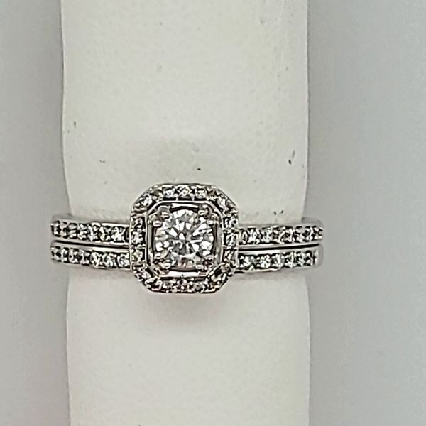 DIAMOND ENGAGEMET RING | MATCHING DIAMOND BAND | 14 KARAT WHITE GOLD | DIAMONDS Van Scoy Jewelers Wyomissing, PA
