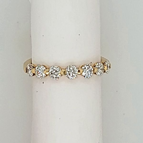 DIAMOND RING | DIAMOND BAND | 7 DIAMOND | SHARED PRONG Van Scoy Jewelers Wyomissing, PA