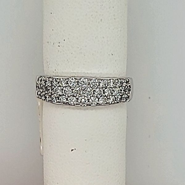 DIAMOND RING | DIAMOND BAND | ANNIVERSARY BAND \ PAVE SET DIAMONDS Van Scoy Jewelers Wyomissing, PA