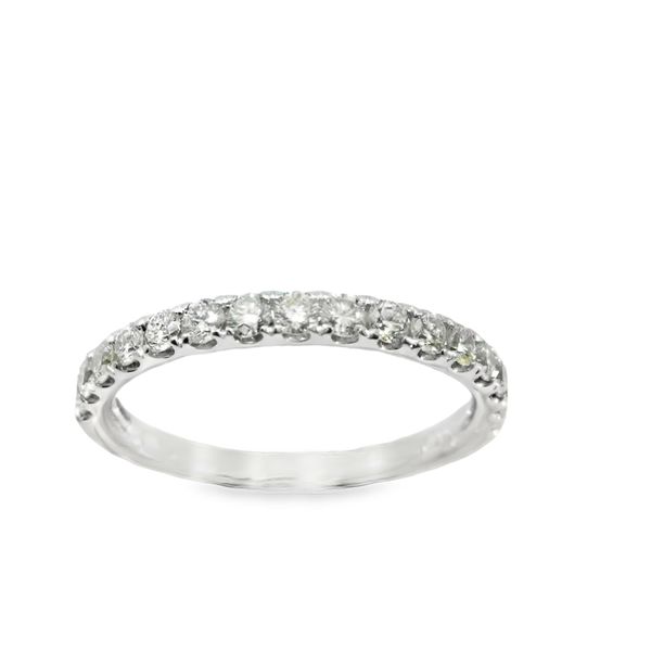 Anniversary Ring Van Scoy Jewelers Wyomissing, PA