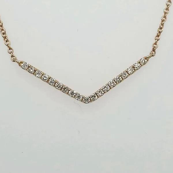 DIAMOND NECKLACE | 14 KARAT YELLOW GOLD | 1/5 CARAT TOTAL DIAMOND WEIGHT Van Scoy Jewelers Wyomissing, PA