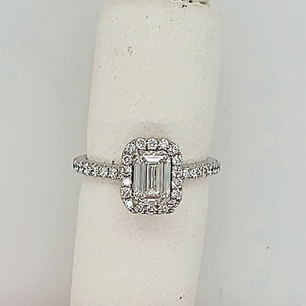 Lab Grown Diamond Engagement Ring Van Scoy Jewelers Wyomissing, PA