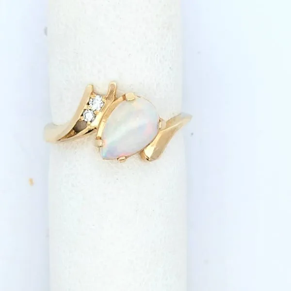 Radiant Glow: 14 Karat Yellow Gold Opal and Diamond Fashi...