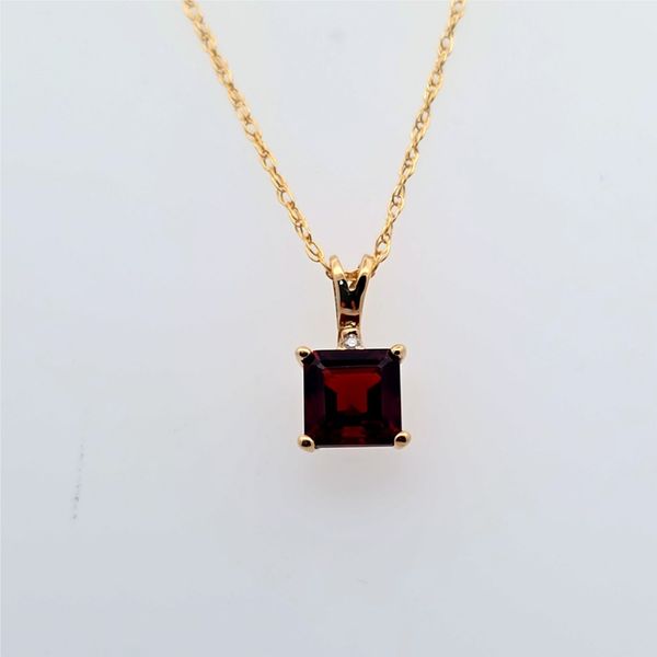 Colored Stone Pendant Van Scoy Jewelers Wyomissing, PA