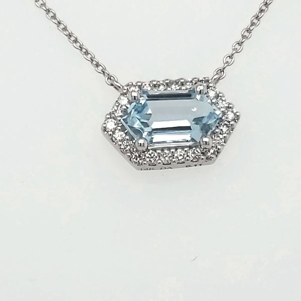Aquamarine and Diamond Necklace Van Scoy Jewelers Wyomissing, PA