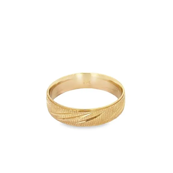 11.5, 14k YG Mens Diamond Cut Wedding Band (Pre-Owned) Vaughan's Jewelry Edenton, NC