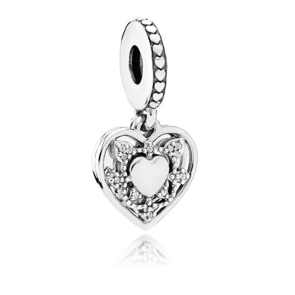 Pandora Vaughan's Jewelry Edenton, NC
