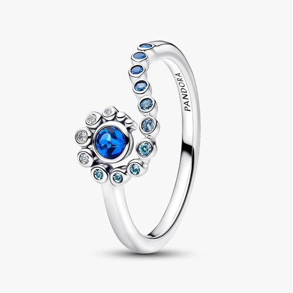 8.5, Disney Moana Ocean Wave Ring Vaughan's Jewelry Edenton, NC