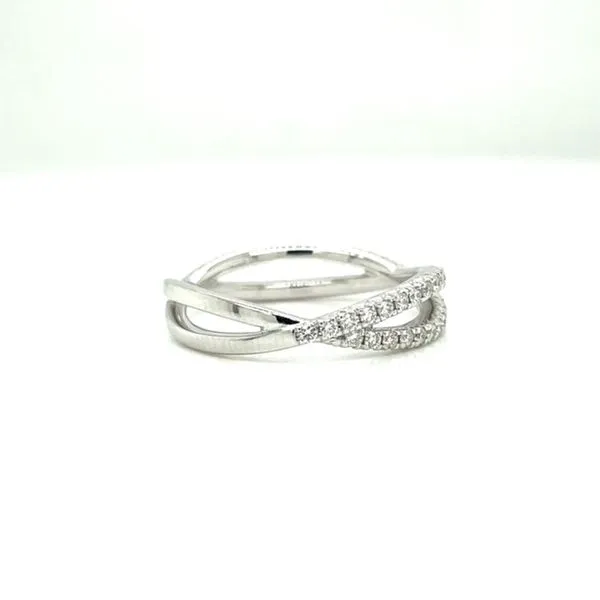14 Karat White Gold Criss Cross Wedding Band Size 6 Image 2 Venus Jewelers Somerset, NJ
