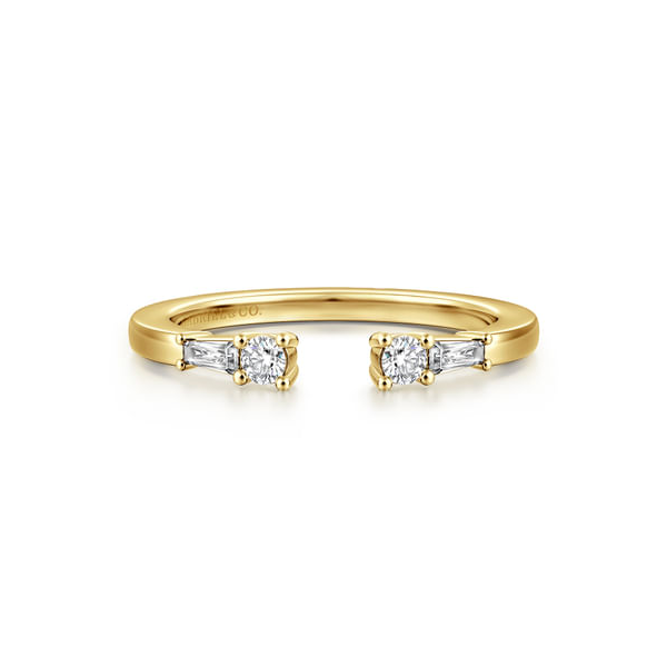 14K Yellow Gold Contemporary Baguette Diamond Wedding Band – 0.22 CTW Venus Jewelers Somerset, NJ