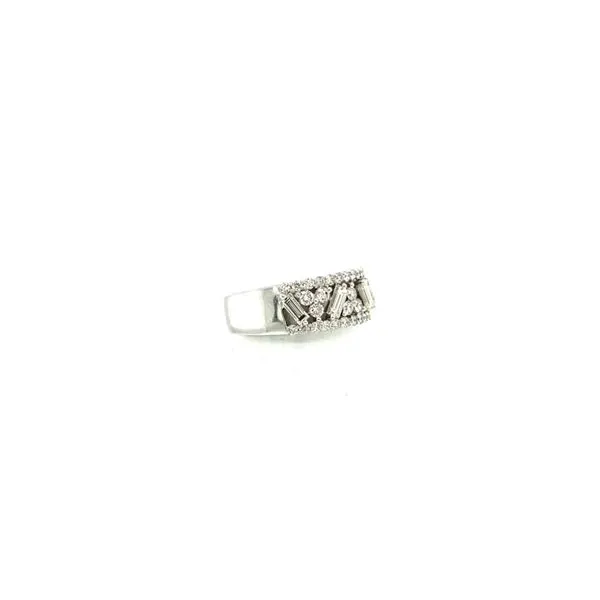 14 Karat White Gold Free Form Round and Baguette Diamond Fashion Ring Image 2 Venus Jewelers Somerset, NJ
