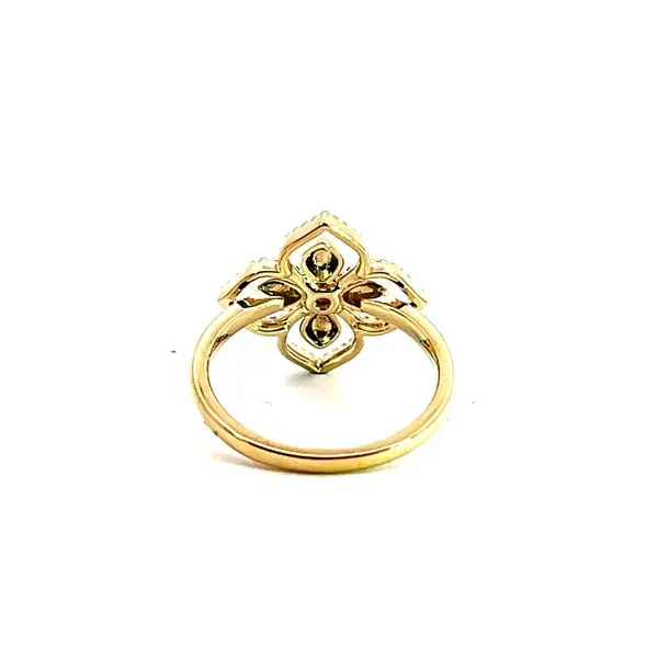 Lady's 14K Yellow Gold Clover Fashion Ring Size 6.5 with Center Round Diamond Image 3 Venus Jewelers Somerset, NJ