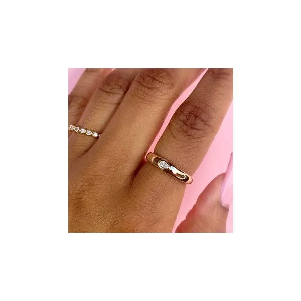 14K Yellow Gold Pear Bezel Band Ring with 0.08Tw Diamonds – Size 7 Image 2 Venus Jewelers Somerset, NJ