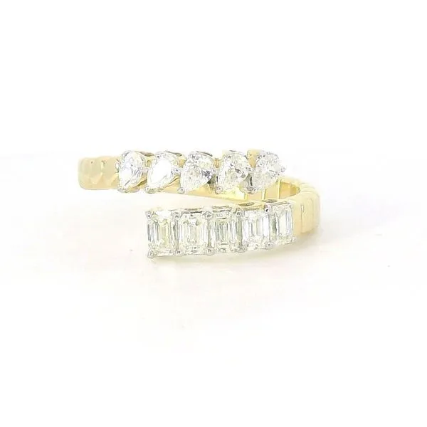 Yellow 14K Gold Emerald & Pear Shape Diamond Ring – Size 7.5 Venus Jewelers Somerset, NJ