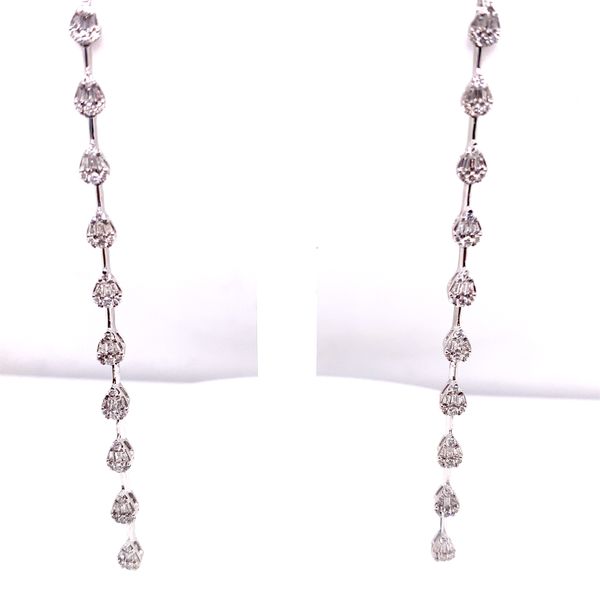 14kt White Gold Diamond Drop Earrings Image 2 Venus Jewelers Somerset, NJ