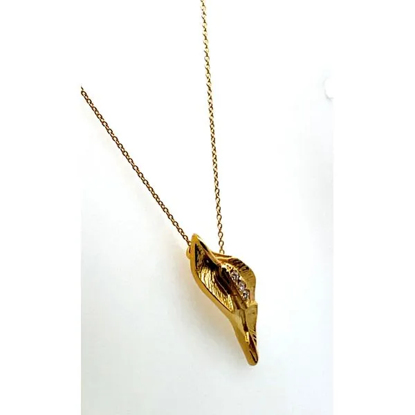 Diamond Pendant Image 3 Venus Jewelers Somerset, NJ