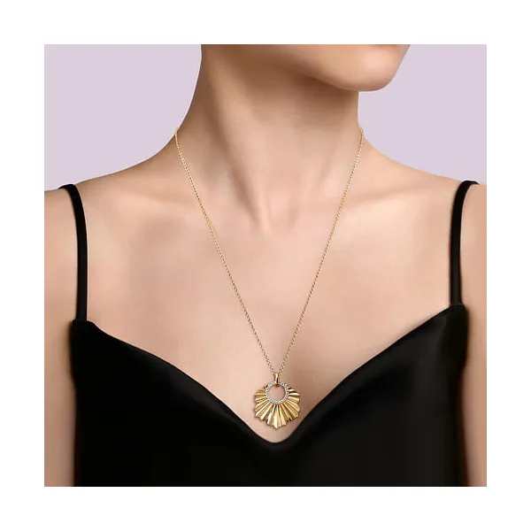 Yellow 14K Gold Leaf Pendant – Diamond Cut Texture with 0.20ctw Diamonds Image 3 Venus Jewelers Somerset, NJ