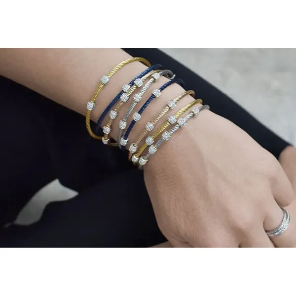 Alor Blue Stainless Steel & 18K Gold Bangle Bracelet with 0.07ct Round Diamonds – 7