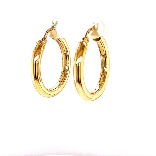 Lady's Yellow 14K Medium Hoop Earrings Venus Jewelers Somerset, NJ