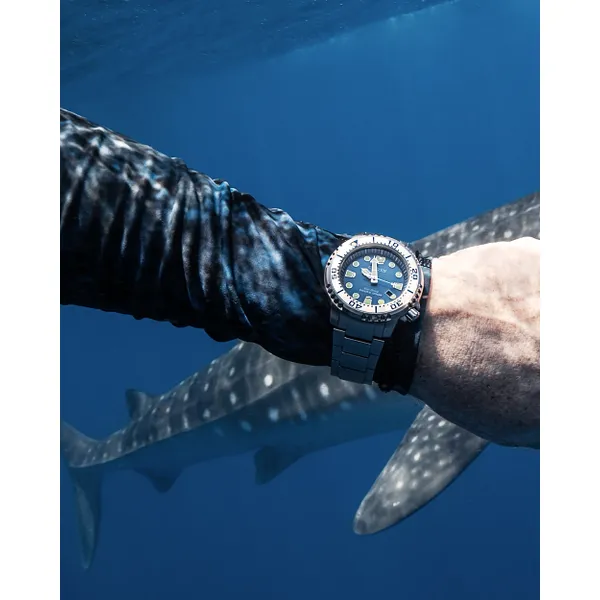 Citizen Promaster Dive Watch – Stainless Steel with Turquoise Dial Image 4 Venus Jewelers Somerset, NJ