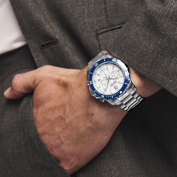 Movado Series 800 Chronograph Watch Image 4 Venus Jewelers Somerset, NJ