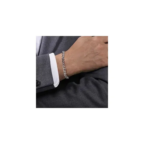 White Sterling Silver Diamond Cut Curb Bracelet – 8-Inch Image 3 Venus Jewelers Somerset, NJ