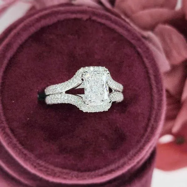 2.10ct Radiant Cut Lab Grown Diamond Ring Image 4 Victoria Jewellers REGINA, SK