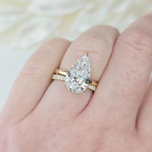 4.08ct Pear Cut Lab Grown Diamond Ring Image 4 Victoria Jewellers REGINA, SK
