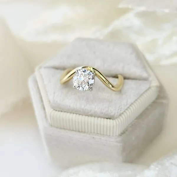 1.01ct Round Brilliant Cut Lab Grown Diamond Ring Image 3 Victoria Jewellers REGINA, SK