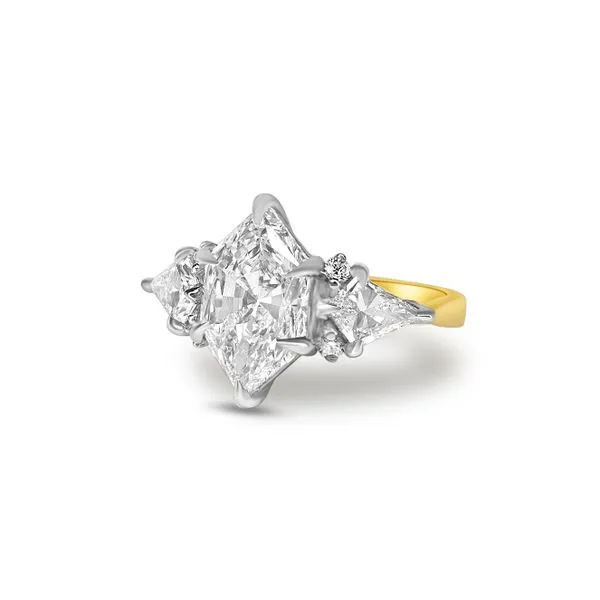 2.61ct Hexagon Cut Lab Grown Diamond Ring Image 2 Victoria Jewellers REGINA, SK