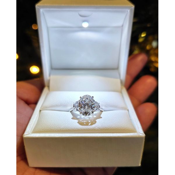 3.0ctw Oval Lab Grown Diamond Ring Image 4 Victoria Jewellers REGINA, SK