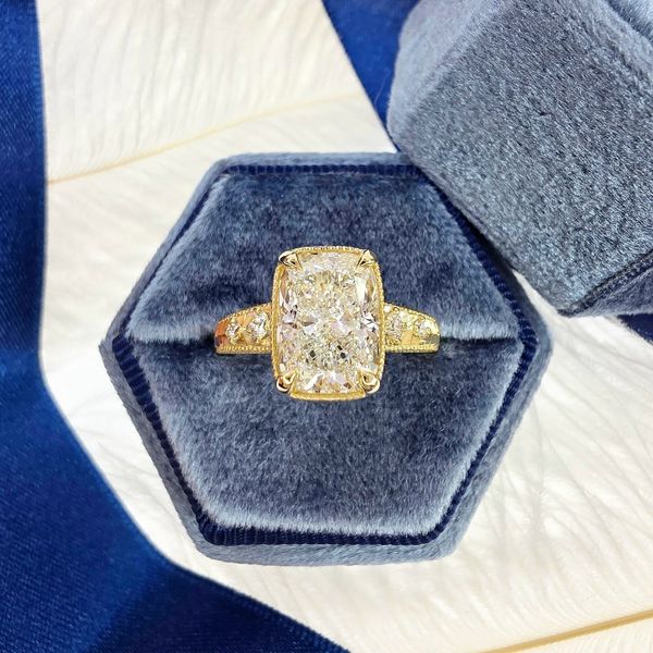3.06ct Lab Grown Cushion Cut Engagement Ring Image 4 Victoria Jewellers REGINA, SK