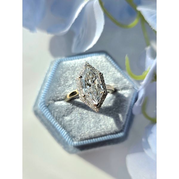 3.04ct Elongated Hexagonal Cut Lab Grown Diamond Ring Victoria Jewellers REGINA, SK