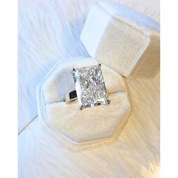 10.06ct Radiant Cut Lab Grown Diamond Ring Victoria Jewellers REGINA, SK