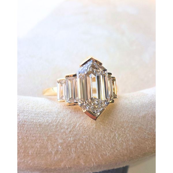 2.54ct Elongated Hexagon Cut Lab Grown Diamond Ring Image 3 Victoria Jewellers REGINA, SK