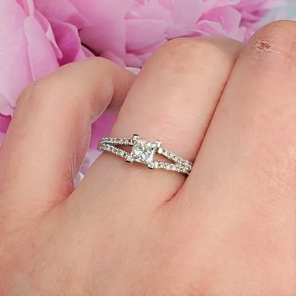 Engagement Ring Image 2 Victoria Jewellers REGINA, SK