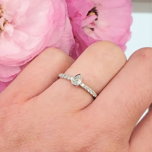 Engagement Ring Image 2 Victoria Jewellers REGINA, SK