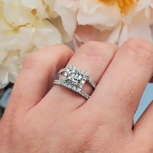 Engagement Ring Image 3 Victoria Jewellers REGINA, SK