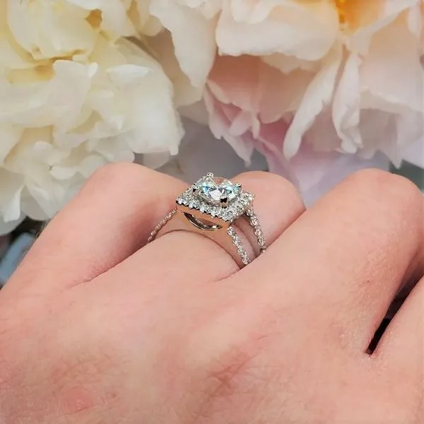 Engagement Ring Image 4 Victoria Jewellers REGINA, SK