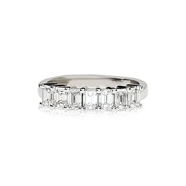 Diamond Rings - Fashion Victoria Jewellers REGINA, SK