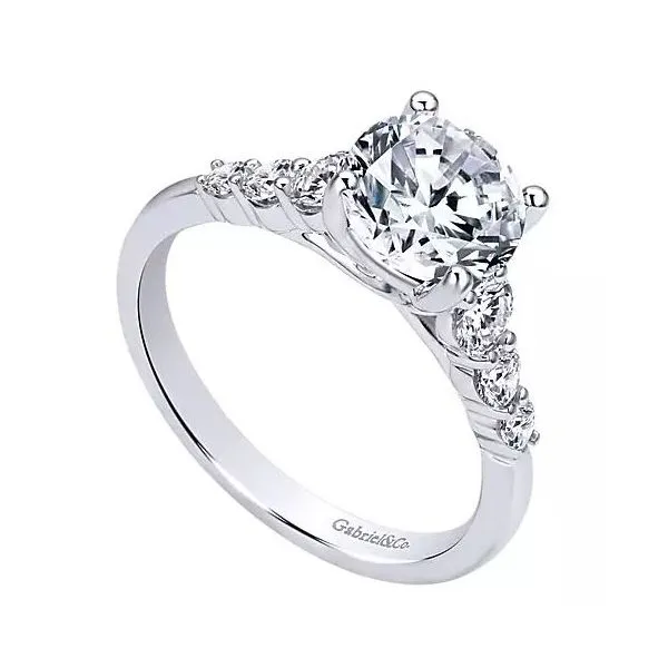 Semi diamond jewellery store